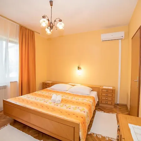 Apartment Anica Palit Exterior photo