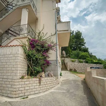 Apartment Anica Palit Exterior photo